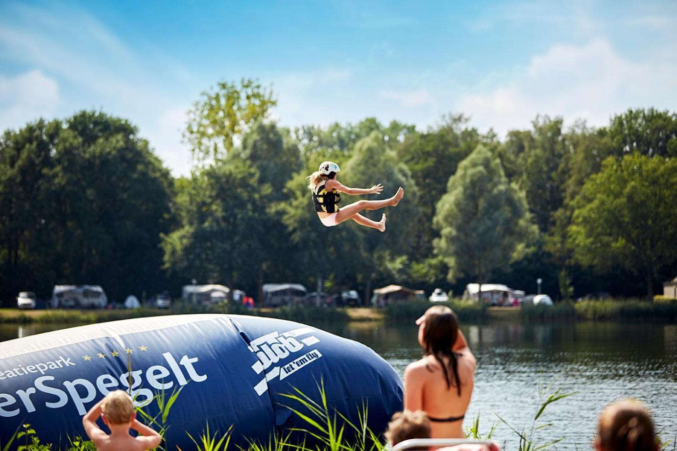 Estivo Premium Mobile Homes On Holidaypark Terspegelt