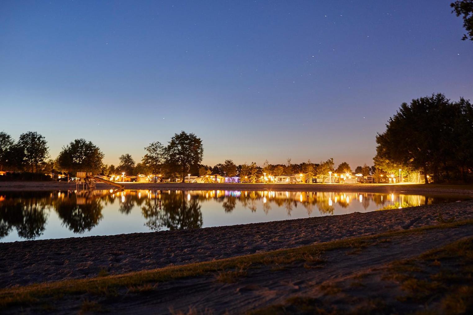 Estivo Premium Mobile Homes On Holidaypark Terspegelt Campsite *