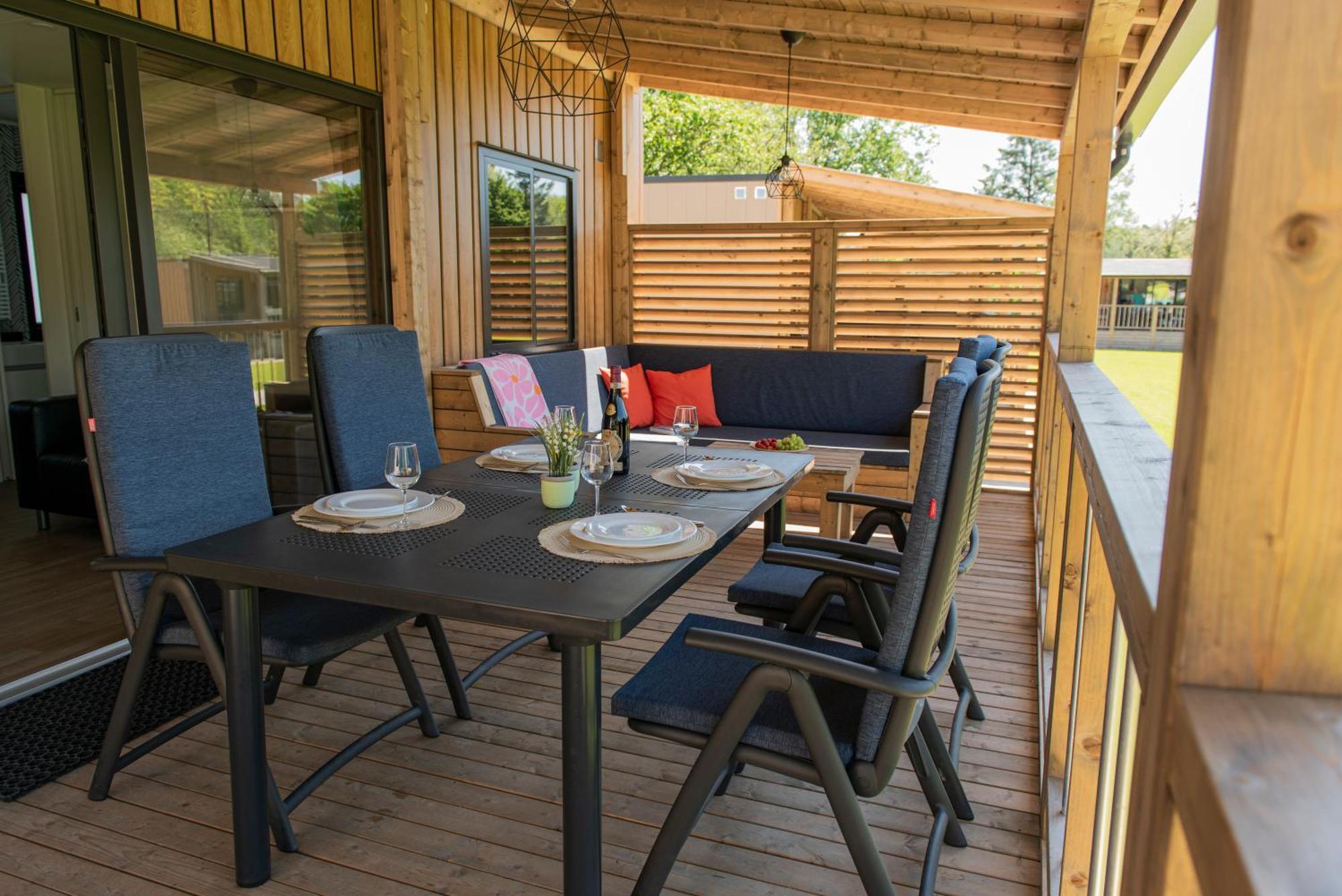 Estivo Premium Mobile Homes On Holidaypark Terspegelt * Eersel